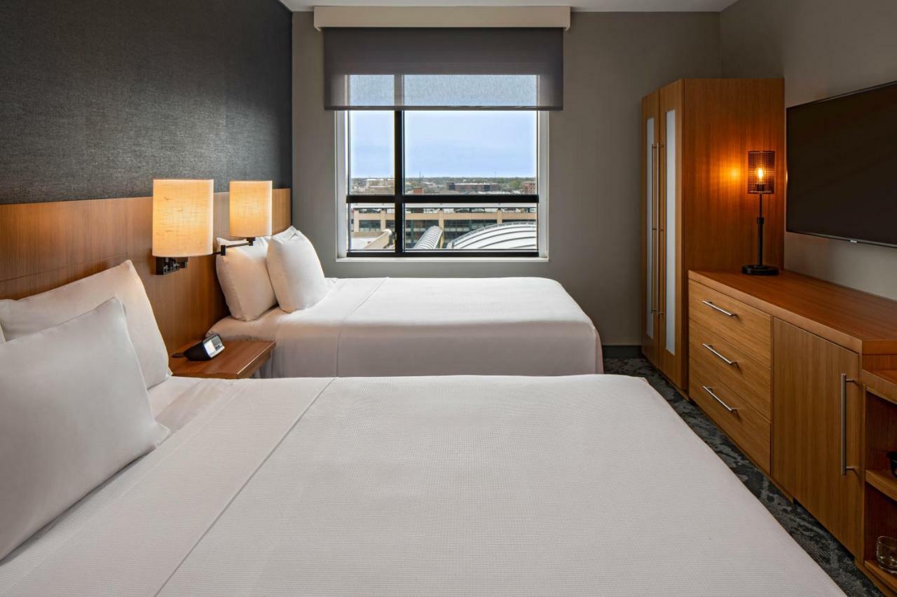 Hyatt Place Indianapolis Downtown Экстерьер фото